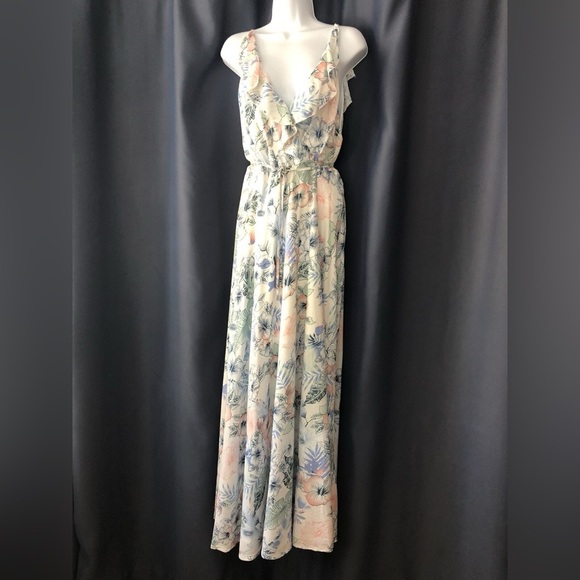 Floral wrap maxi dress - Picture 2 of 7
